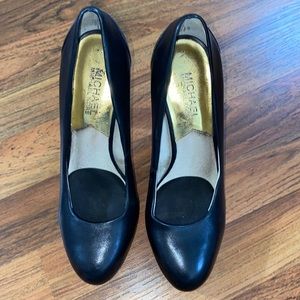 Michael Kors black leather heels